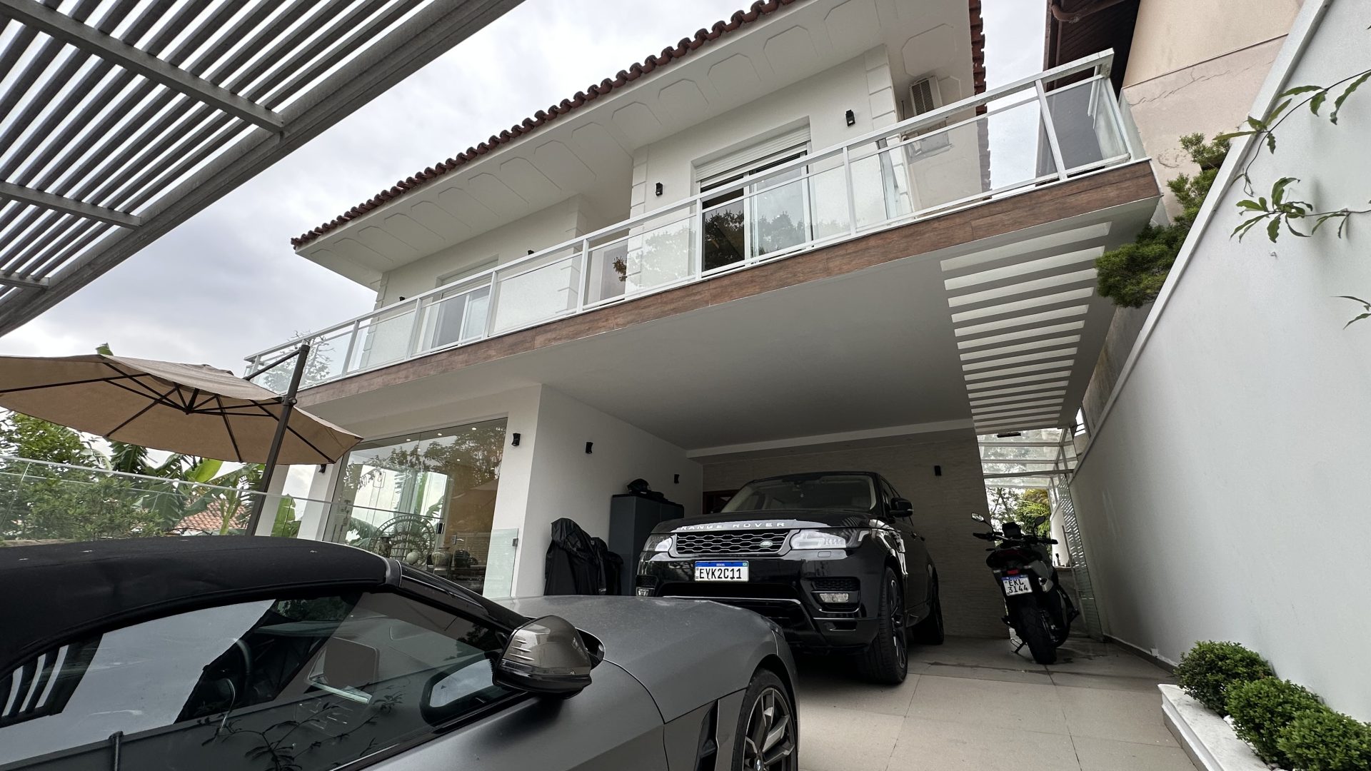 Casa de condomínio de 4 quartos para venda na Vila Irmãos Arnoni!