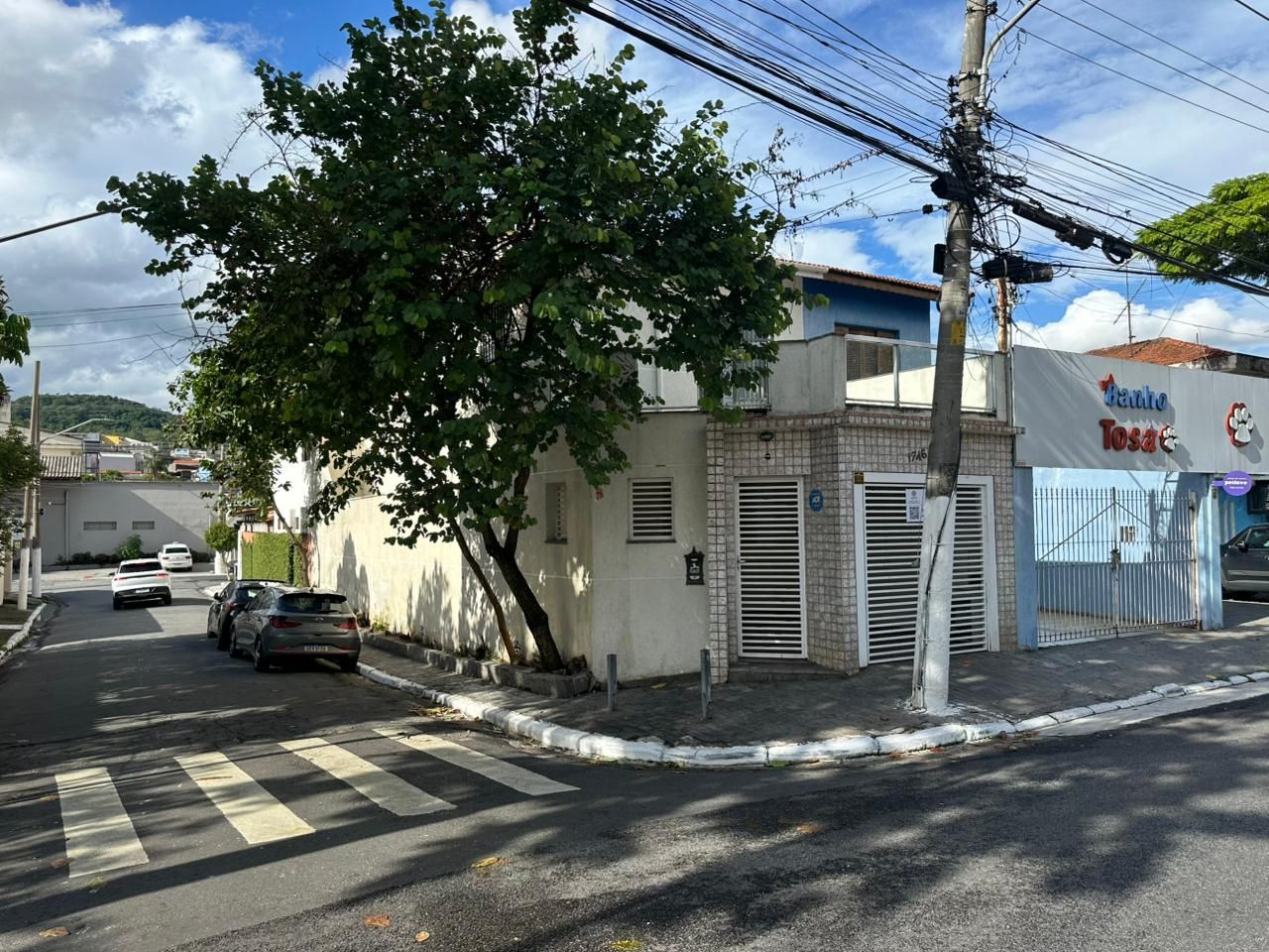 CASA SOBRADO PARA VENDA E LOCAÇÃO NA RUA MANUEL GAYA!