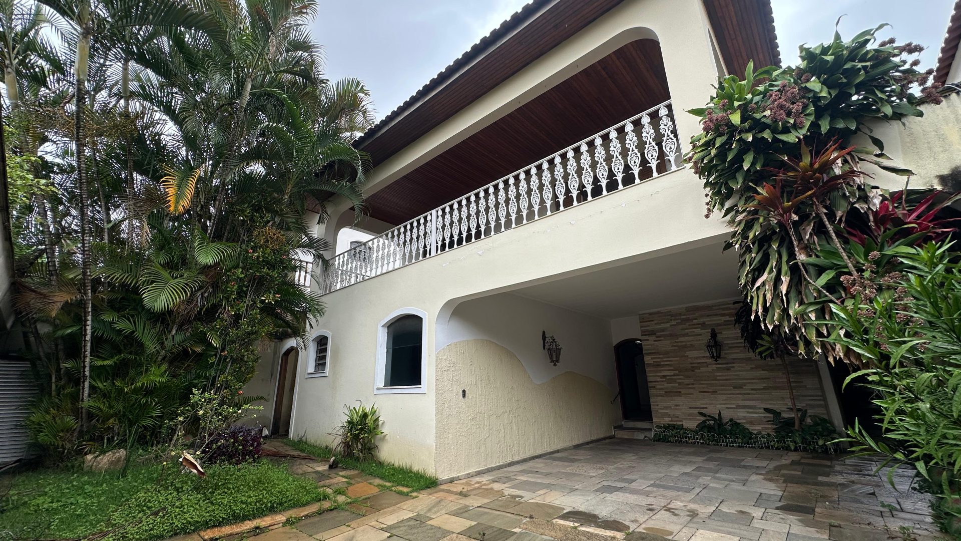 CASA DE 5 QUARTOS PARA VENDA NAS PALMAS DO TREMEMBÉ!